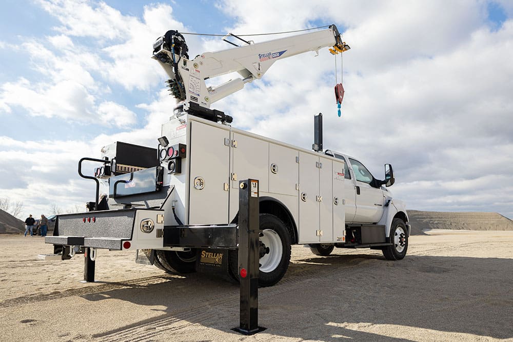 Stellar TMAX2 Mechanic Truck on worksite